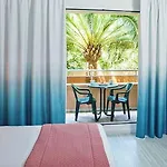 Apart Otel Residhome Aeroport Nice