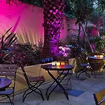 Apartahotel Residhome Aéroport 3*