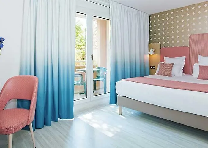 Aparthotel Residhome Aeroport 3*