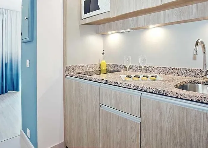 Aparthotel Residhome Aeroport Nizza