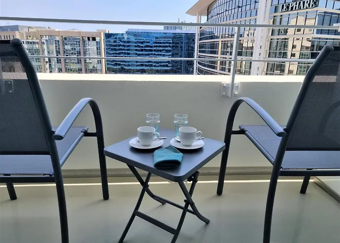 Aparthotel Residhome Aeroport 3*