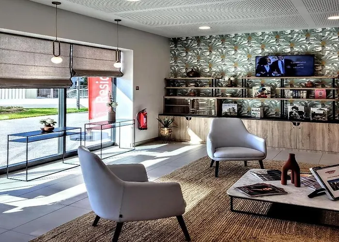 Residhome Aeroport Aparthotel 3*