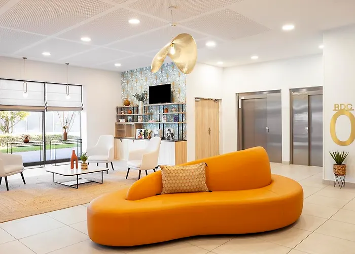 Residhome Aeroport Apartmanhotel 3*