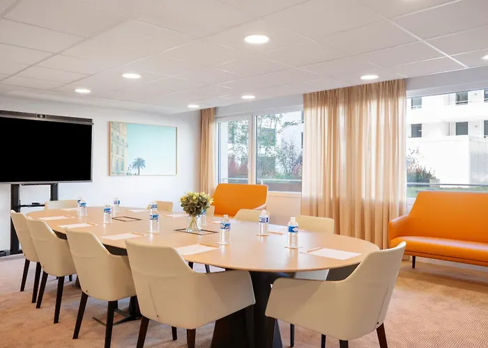 Residhome Aeroport Aparthotel