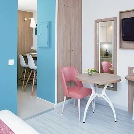 Residhome Aeroport 3* Ницца