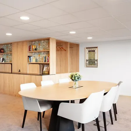 Residhome Aeroport 3* ניס