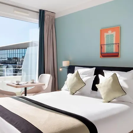 מלון דירות Residhome Aeroport 3*