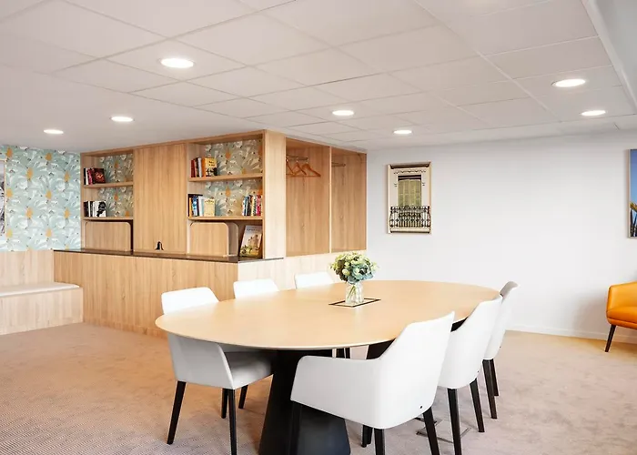 Residhome Aeroport Aparthotel Nice